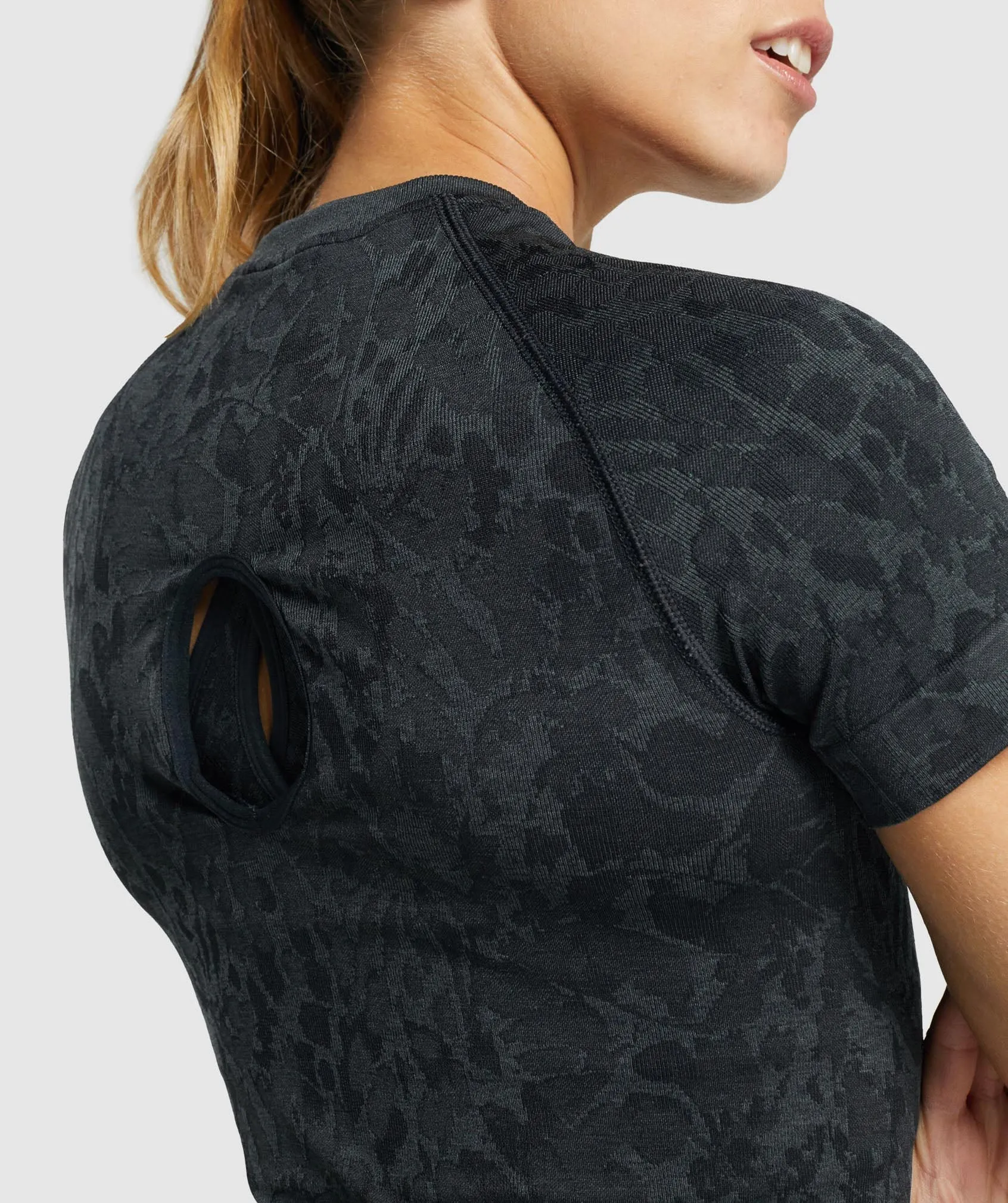 Gymshark Adapt Animal Seamless T-Shirt - Butterfly | Black