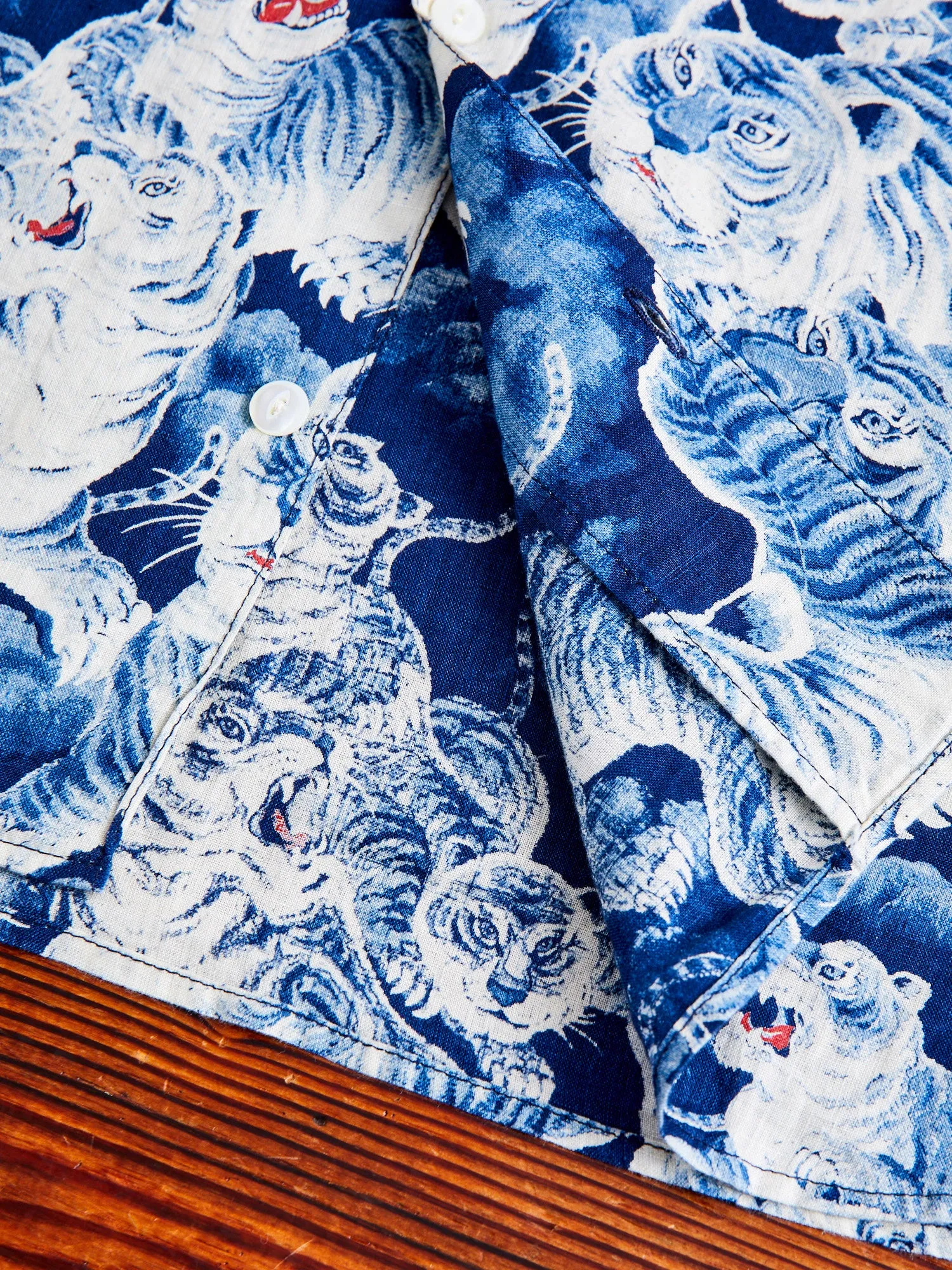 Ice Tiger Hawaiian Shirt in Indigo