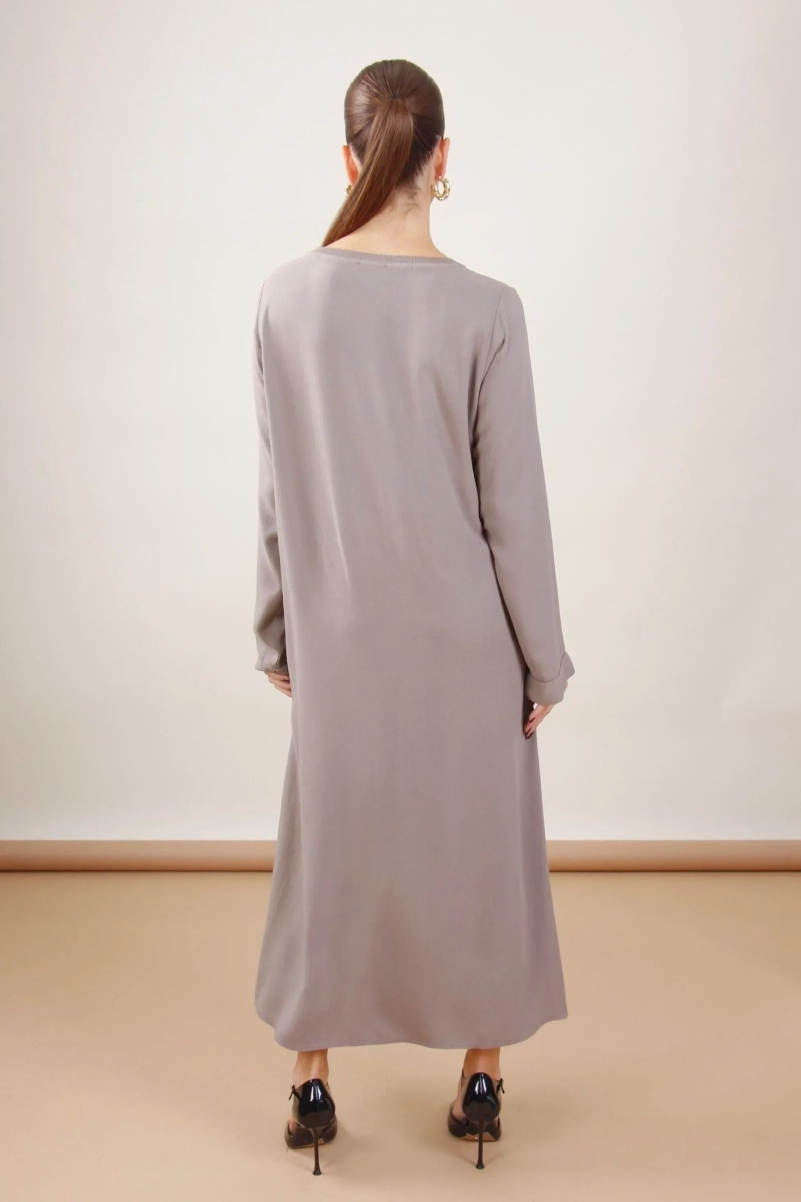 LONG MINIMAL DRESS WITH GOLD DETAILS