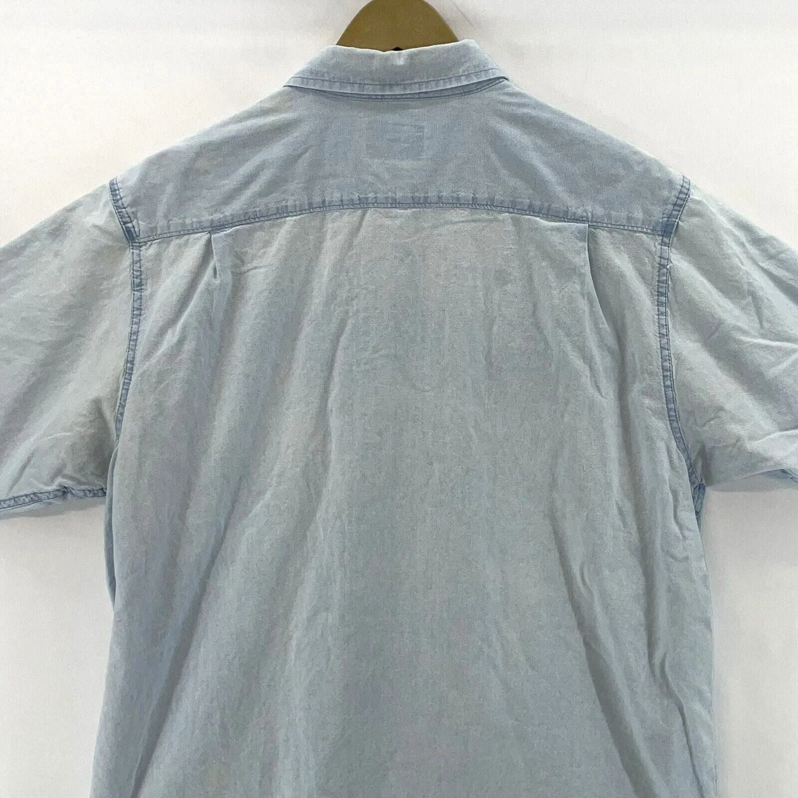 Wrangler Men's Denim Button Up Shirt Distressed  Size L